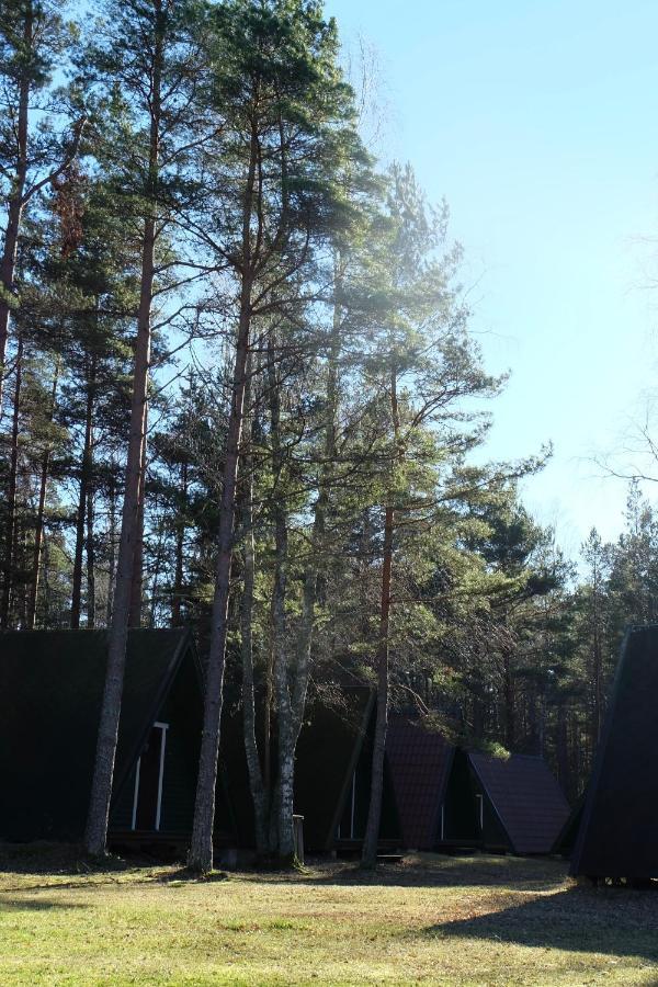 Tahkuna Puhkekeskus Hiiumaa Extérieur photo